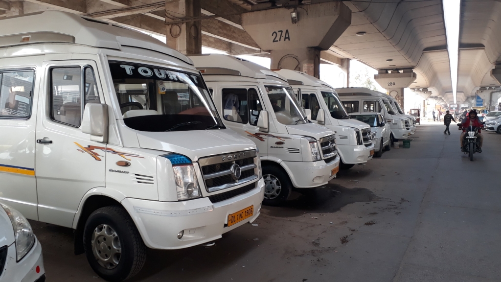 Booking tempo traveller Bangalore