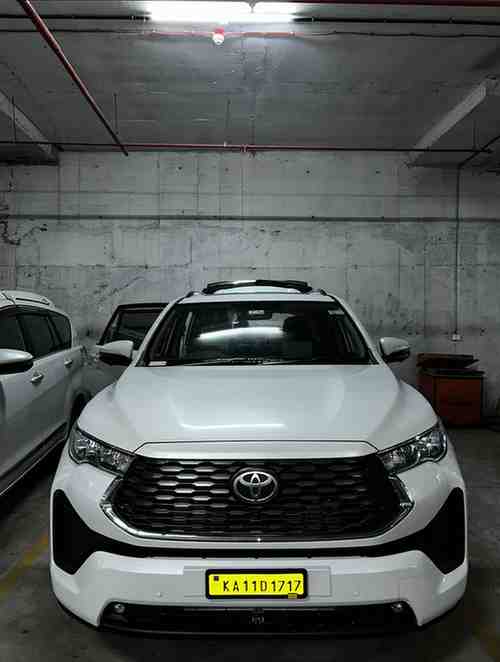 Innova & Innova Crysta Taxi from Bangalore to Ooty –